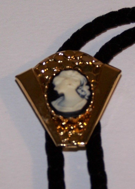 cameo bolo tie 15-010