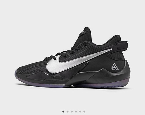 BIG KIDS' NIKE FREAK 2 BASKETBALL SHOES