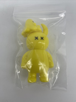 UAMOU Monster & Boo Angled Sofubi - Yellow