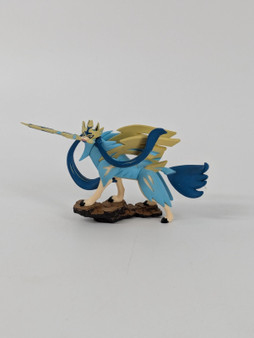 Pokemon - Shiny Zacian Figure