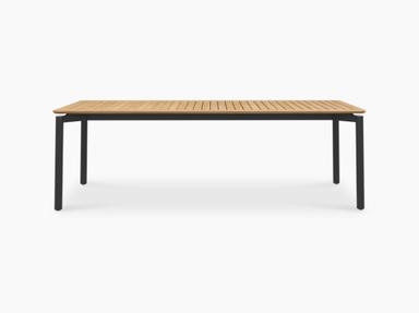 Outdoor Dining Tables
