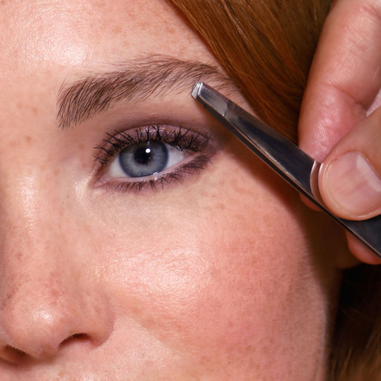 Esum Slant Tip Tweezers used on model