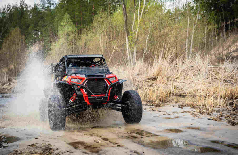 8 Top UTV Products for Side by Side Spring Mud Riding Season