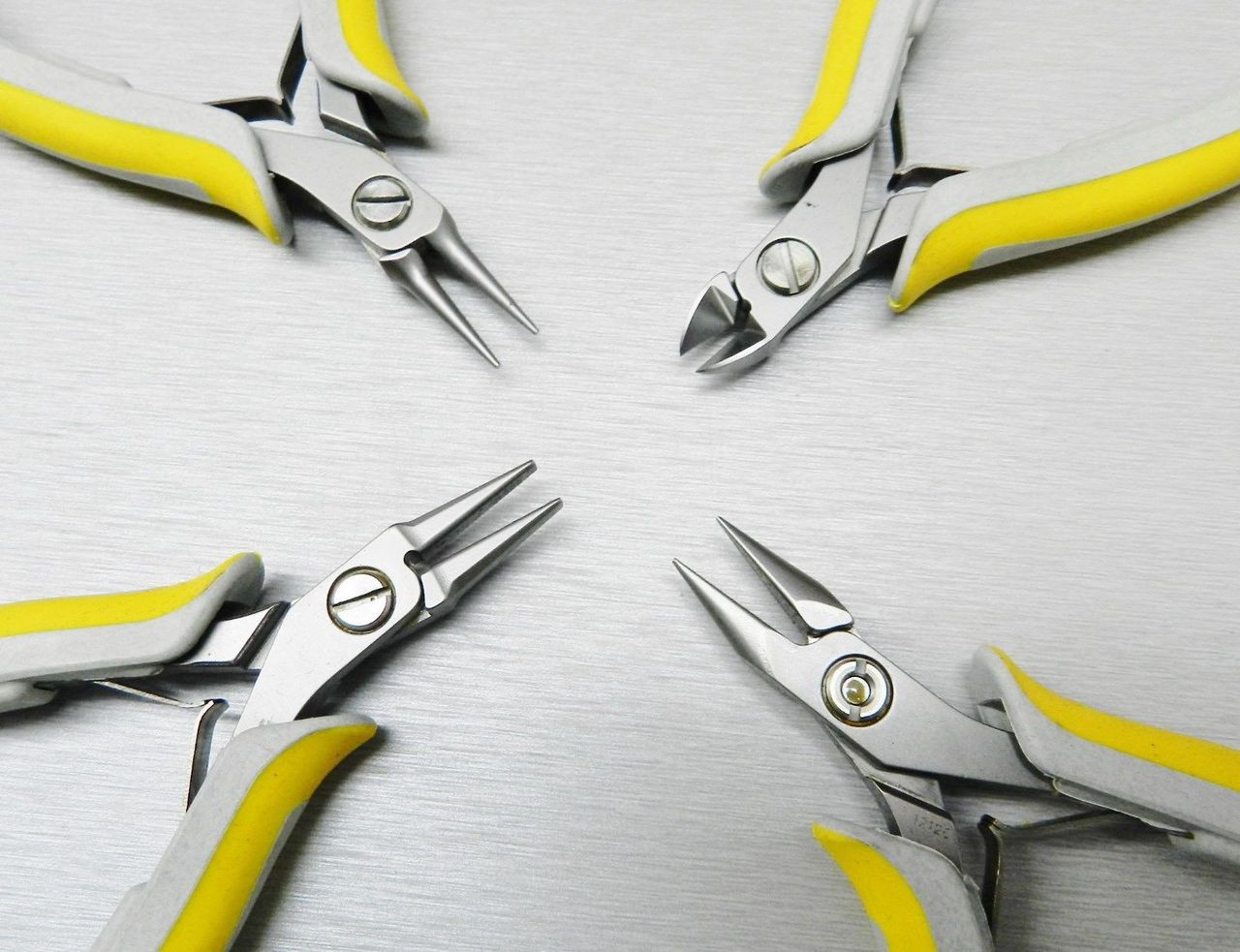 Nylon Jaw Coiling Pliers, Round and Flat Jaw, 5-1/2 Inches PLR