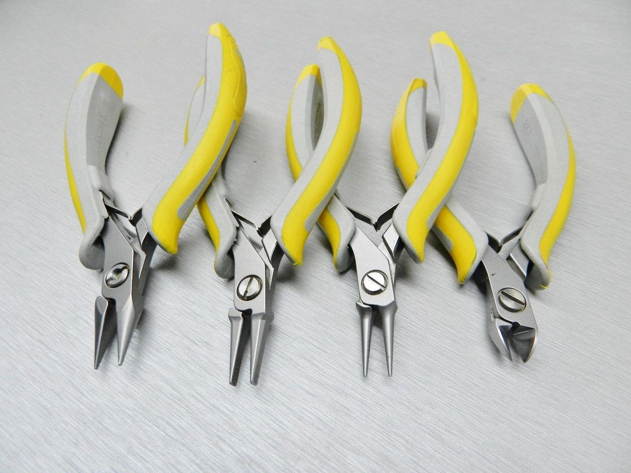 Nylon Jaw Coiling Pliers, Round and Flat Jaw, 5-1/2 Inches PLR