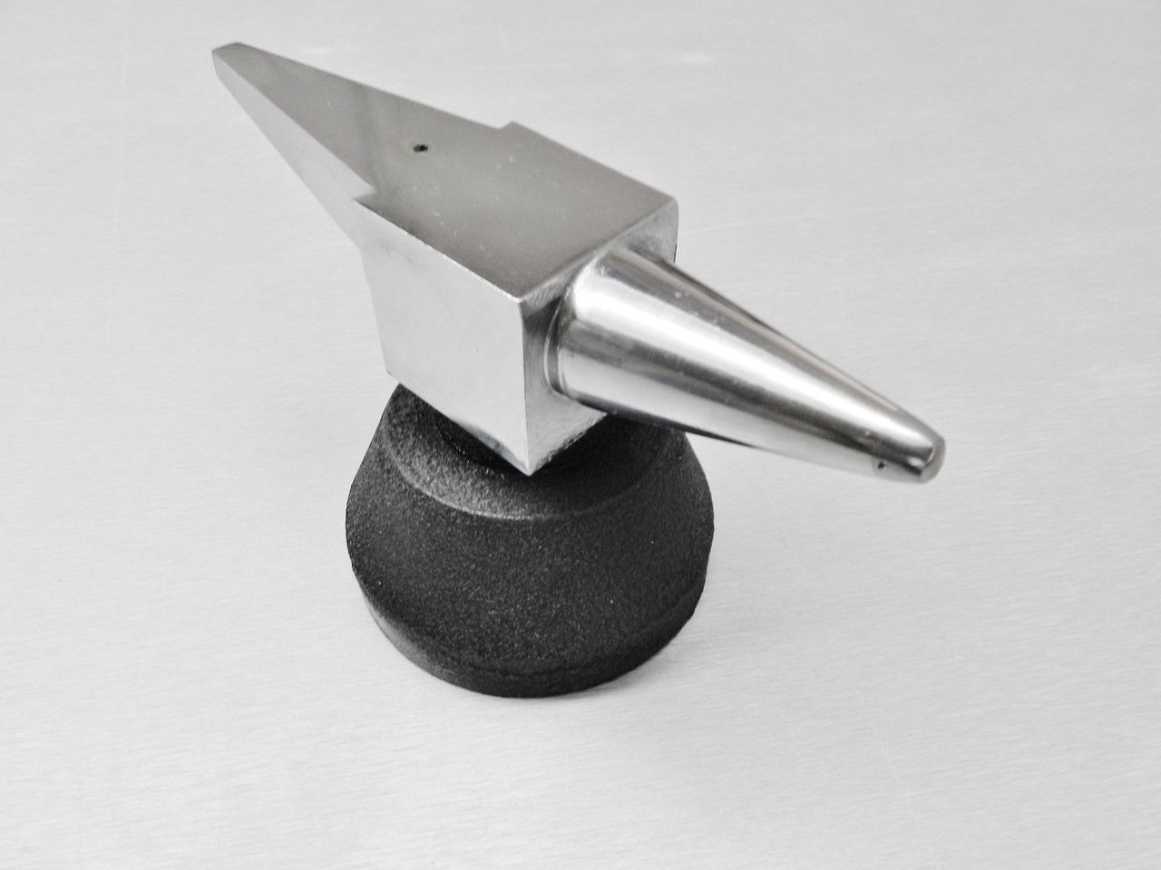 Small Horn Anvil with Base