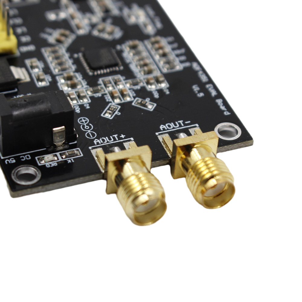 ADF4351 Development Board RF Signal Source Phase Locked Loop 35M-4400M Module