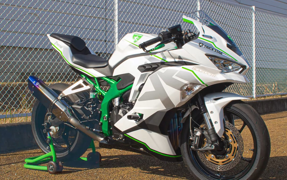 2020-2025 Kawasaki Ninja ZX-25R Amotopart Injection Fairing Kit