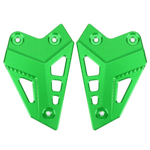 CNC Aluminum FootPeg Footrest Rear set Heel Plates Guard Protector Fit For Kawasaki Z900 ZR900 2017-2020 GRN