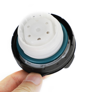 Fuel Tank Cap Cover Assembly GT329 23368720 For Envision Malibu Acadia Equinox