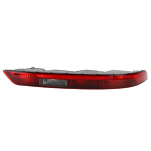 Right Rear Bumper Lower Tail Light Brake Stop Lamp For Audi Q5 18-21 US Version