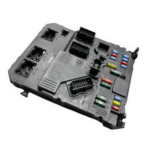 Peugeot 206 207 Fuse Box BSM 9657999780 S118085220F Generic