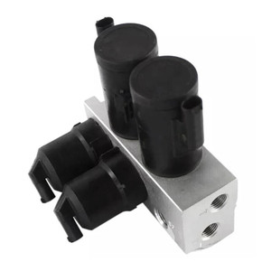 2003-2006 Mercedes-Benz SL500 SL55 SL600 SL65 ABC Hydraulic Suspension Valve Block 2203201258 Generic