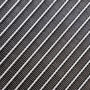 2013-2018 Land Rover Range Rover Sport II 5.0 L494 Radiator LR062670 Generic