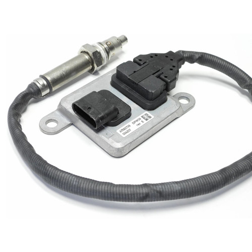 CASE New Holland Tractor 47582739 5WK97220A NOX Sensor A2C9586240000