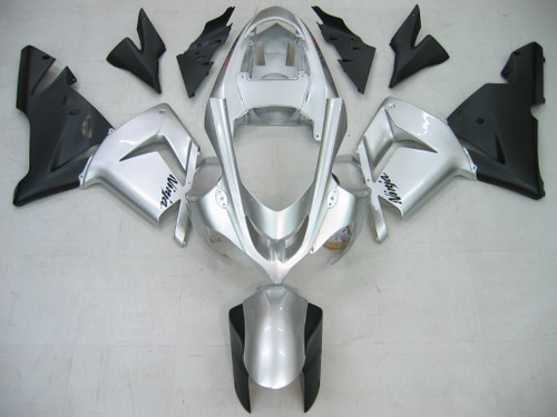 2004-2005 Kawasaki ZX 10R Amotopart Fairings Silver Black Ninja Racing Customs Fairing 2004-2005 Kawasaki ZX 10R Amotopart Fairings Silver Black Ninja Racing Customs Fairing