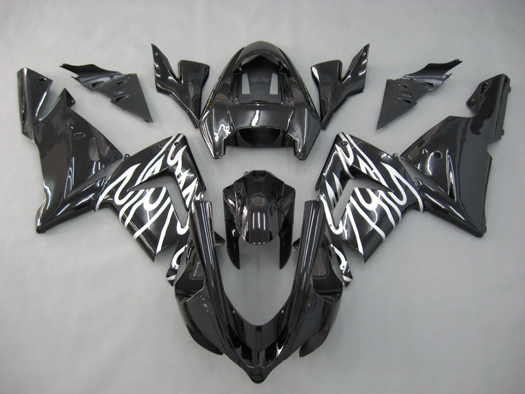 Fairings Kawasaki ZX 10R Black & Silver Flame Ninja Racing (2004-2005)