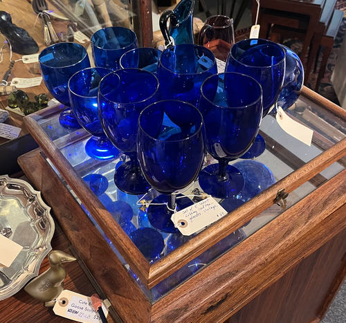 Set of 5 cobalt Libbey iced tea glasses. Vintage.