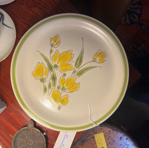 Japanese stoneware “Spring Collection” — set of 4 dinner plates.