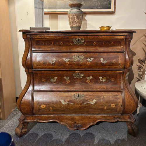 1700s Walnut Burr Bombe Chest