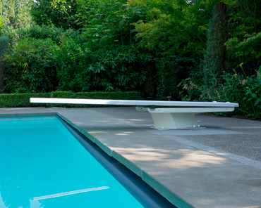 White 1 Meter Steel Stand for 12' Diving Board