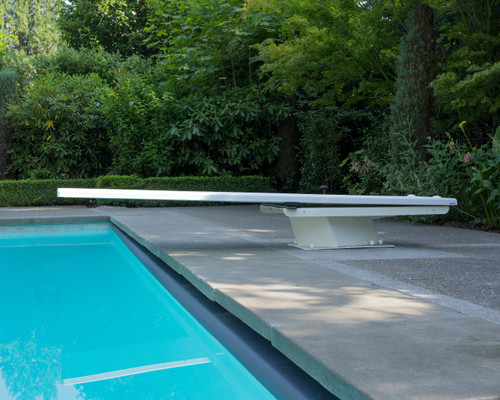 Radiant White 3/4 Meter Steel Meter Stand for 10' Diving Board
