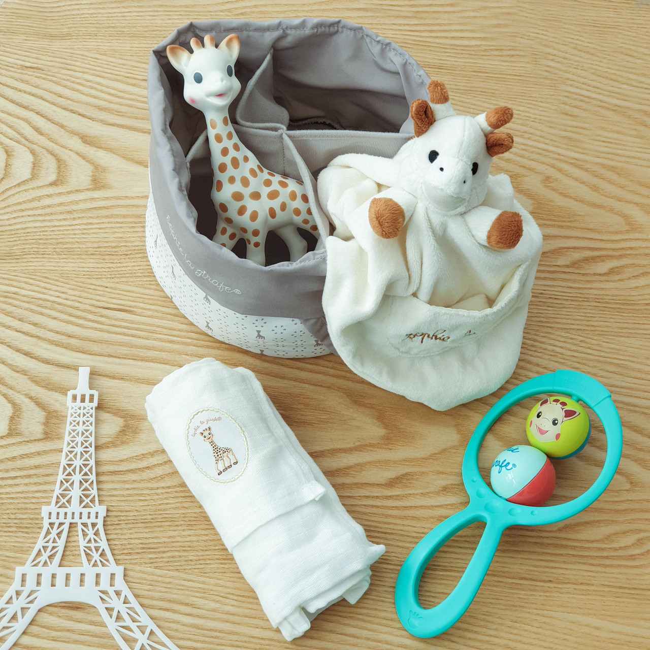 Vulli First Age Birth Set Sophie the Giraffe 