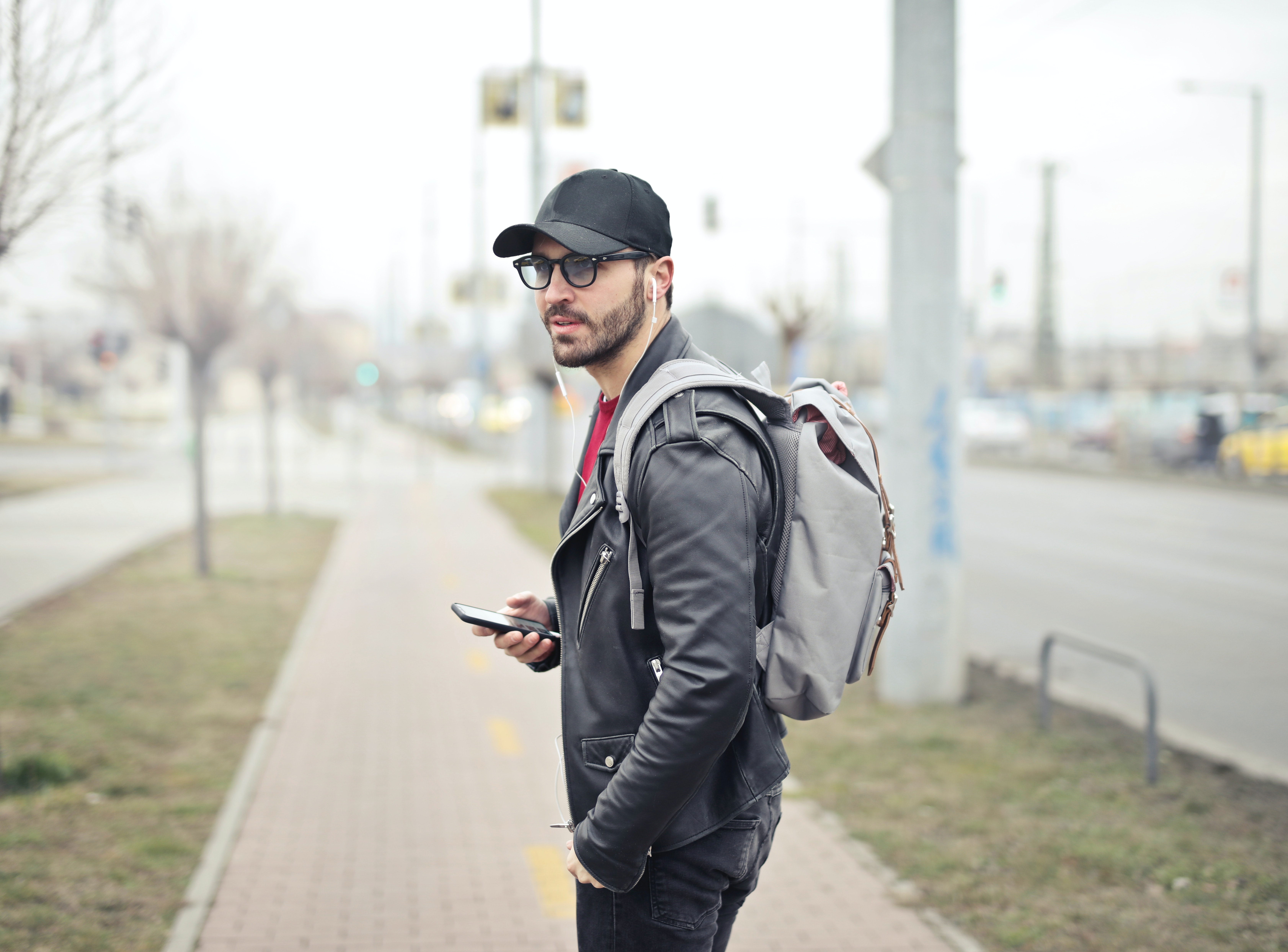 How to Prevent Sweat Stains on Hats – Maplefield