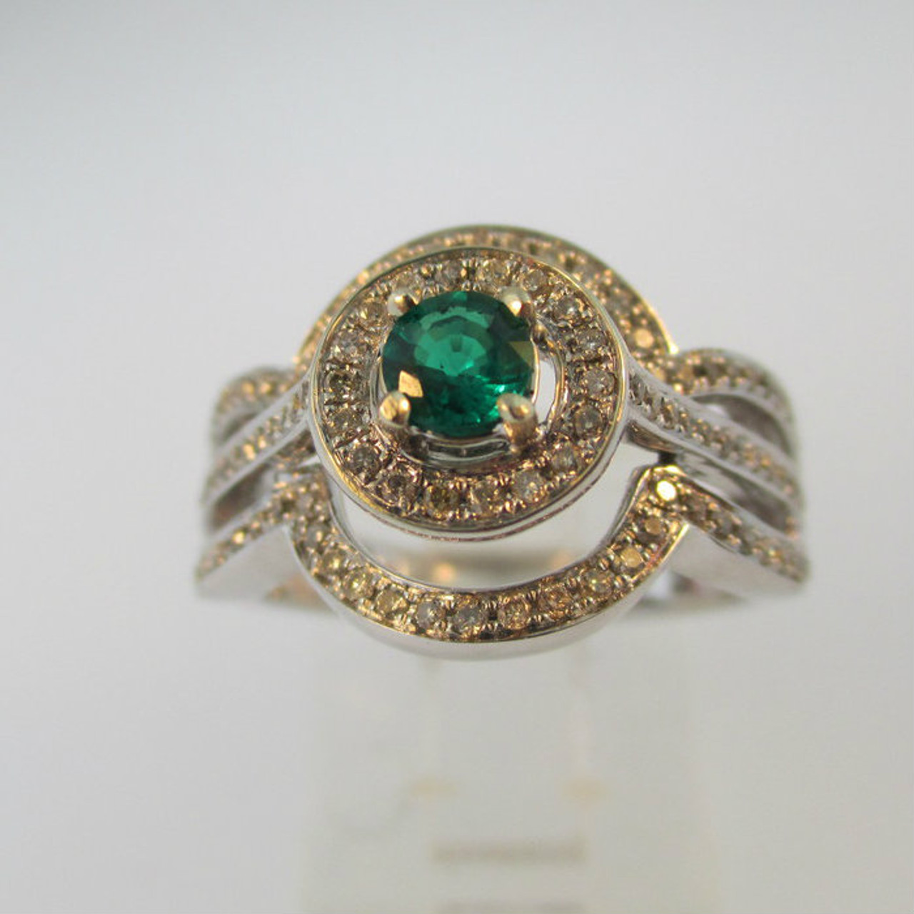 14k White Gold Emerald Ring with Diamond Halo Size 6.5