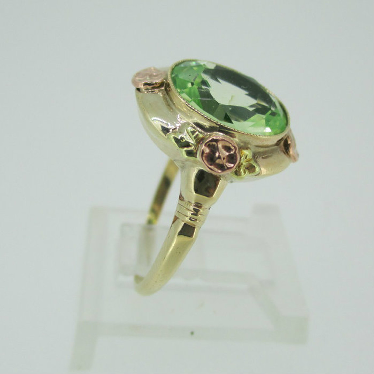 Vintage Green Rhinestones Gold Tone Ring S6 1/2 - $17 - From Lisa's