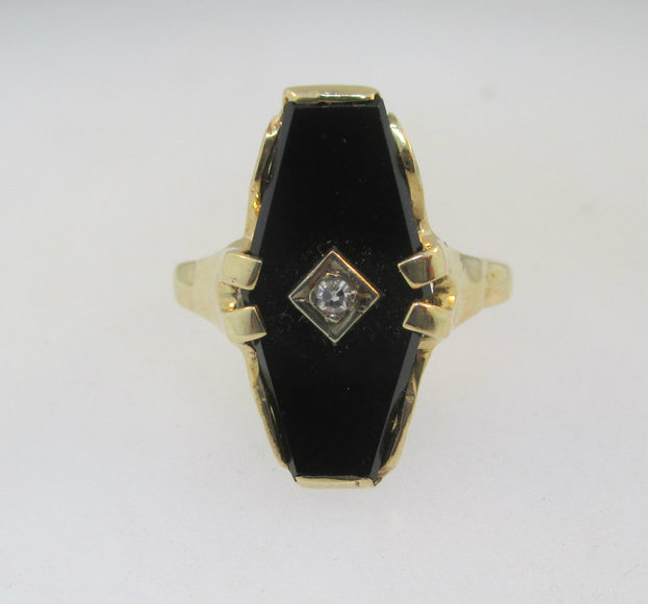 Ever Blossom Pendant, Yellow Gold, Onyx & Diamonds - Jewelry - Categories