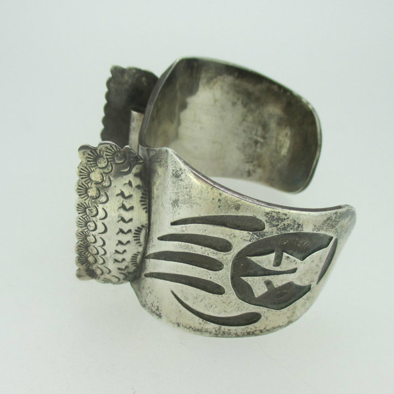 cuff bracelet holder