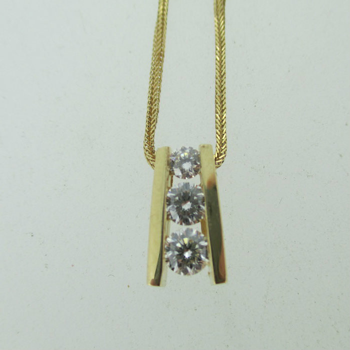 14k Yellow Gold Approx .50ct TW Past 