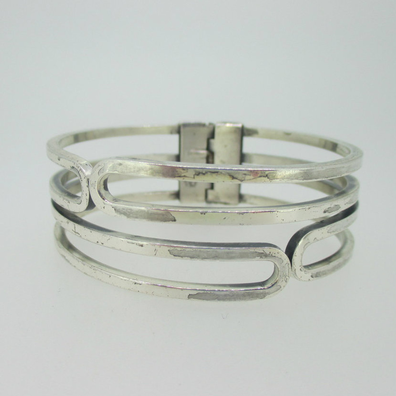 Sterling Silver Sauteur Geometric Hinged Bangle Bracelet