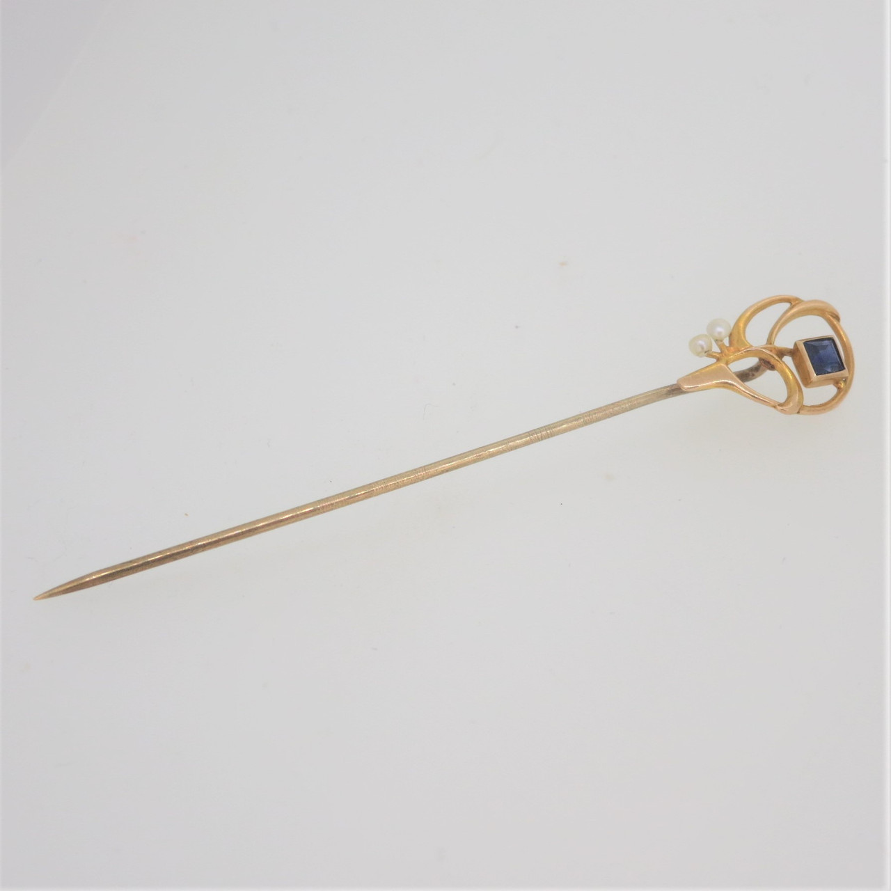 Vintage 10k Yellow Gold Sapphire and Seed Pearl Stick Pin