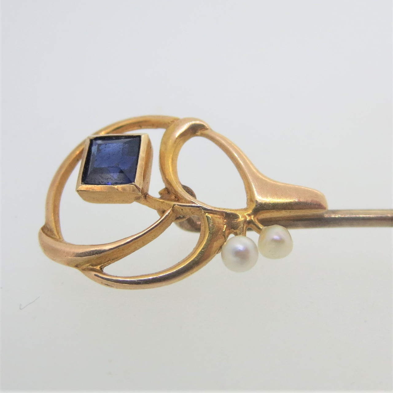 Vintage 10k Yellow Gold Sapphire and Seed Pearl Stick Pin