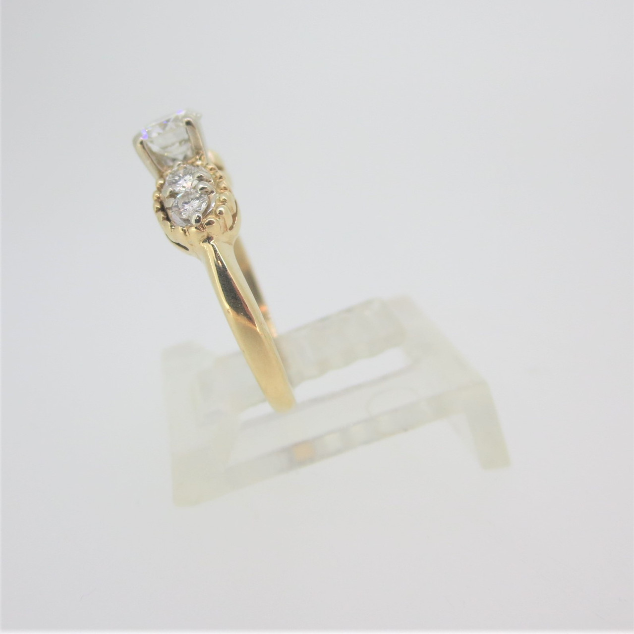 14k Yellow Gold Approx .45ct TW Diamond Engagement Ring Size 4