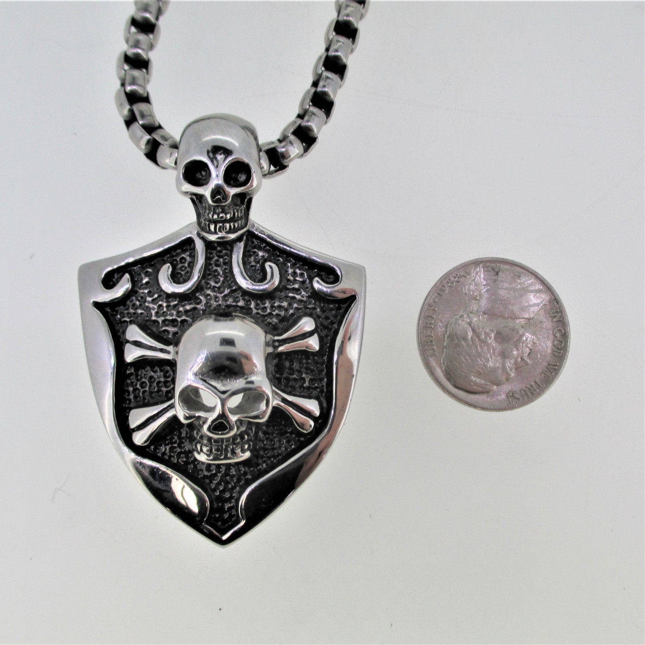 Social Collision Skull & Crossbones Padlock Necklace