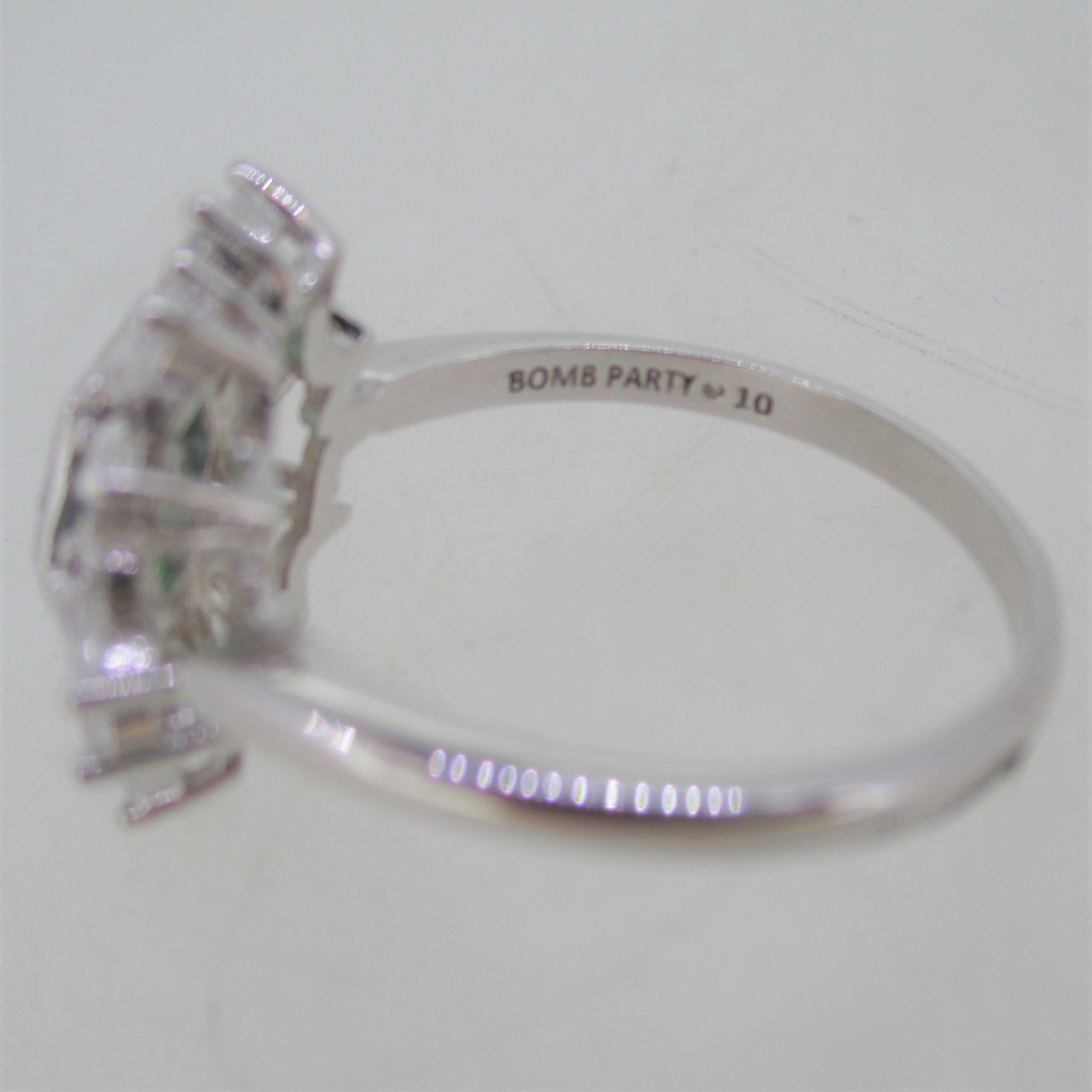 Bomb Party Rhodium Plated Green Ring Size 10 RBP3021