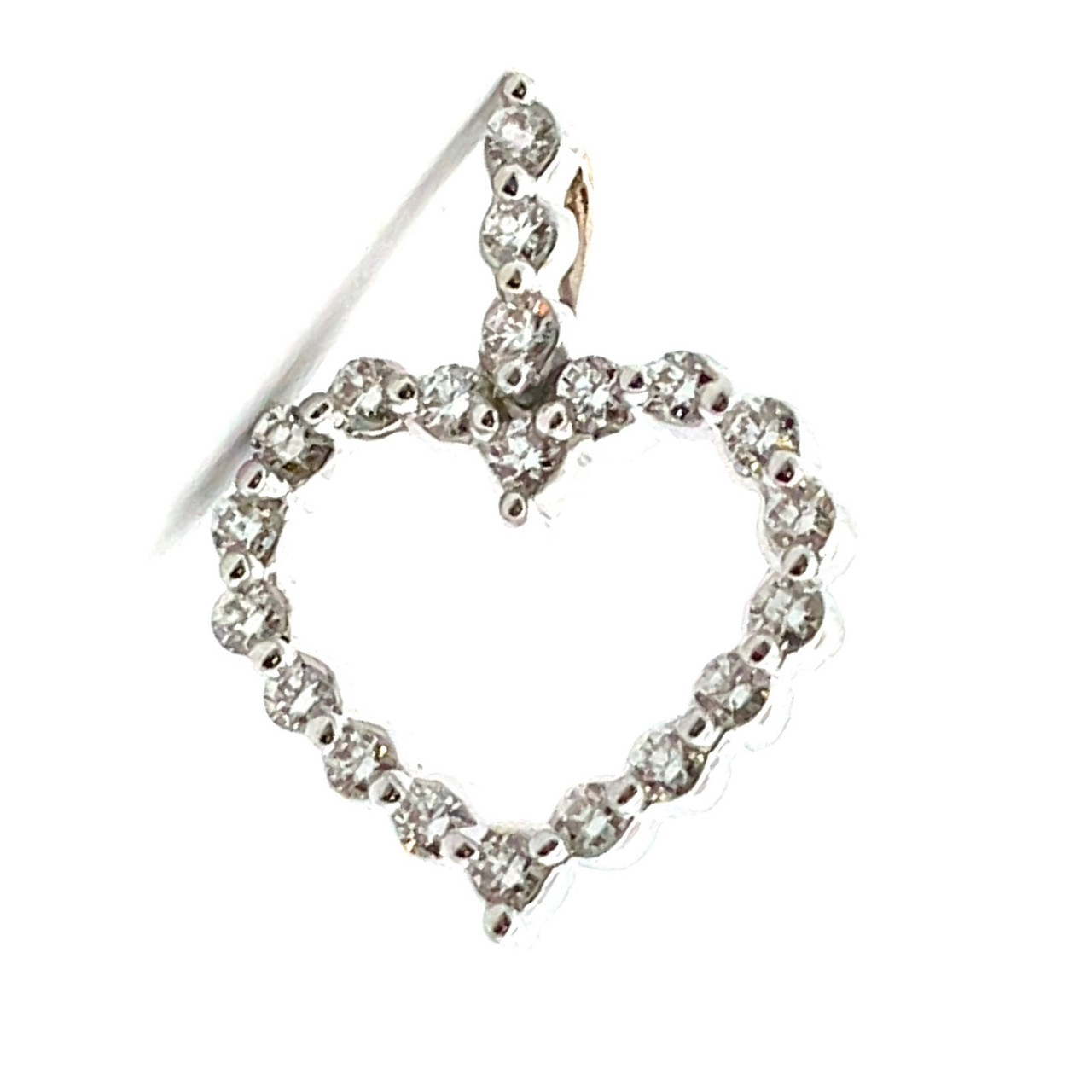 18kt White Gold Diamond Heart Pendant