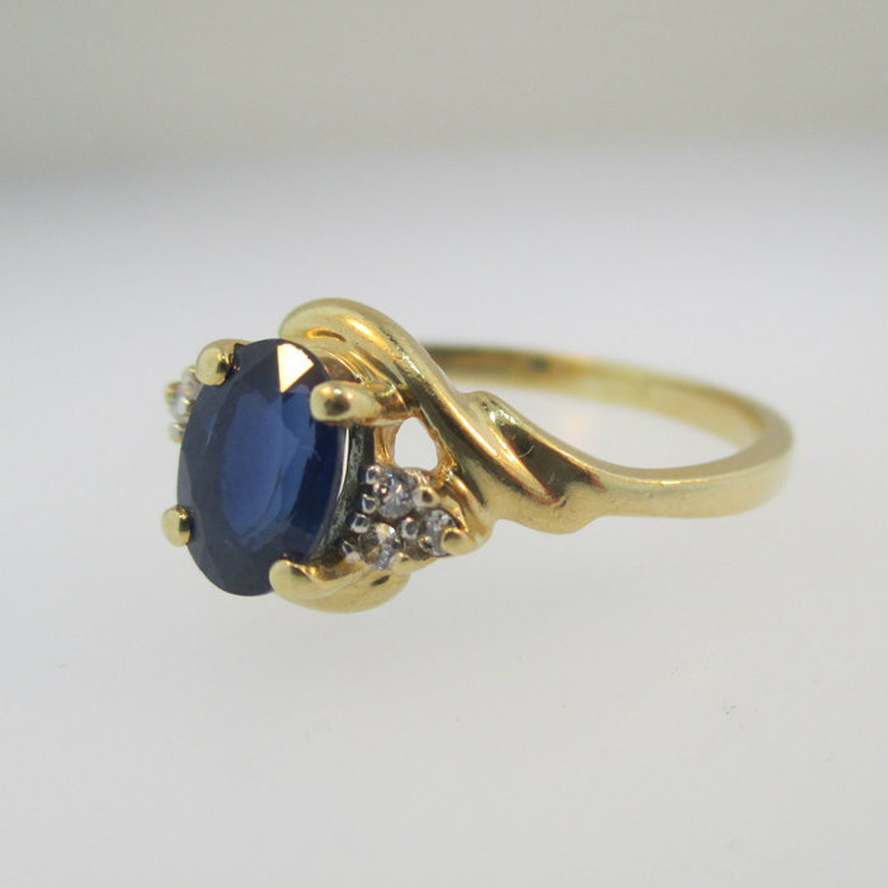 14k Yellow Gold Oval Sapphire with Diamond Accents Size 8