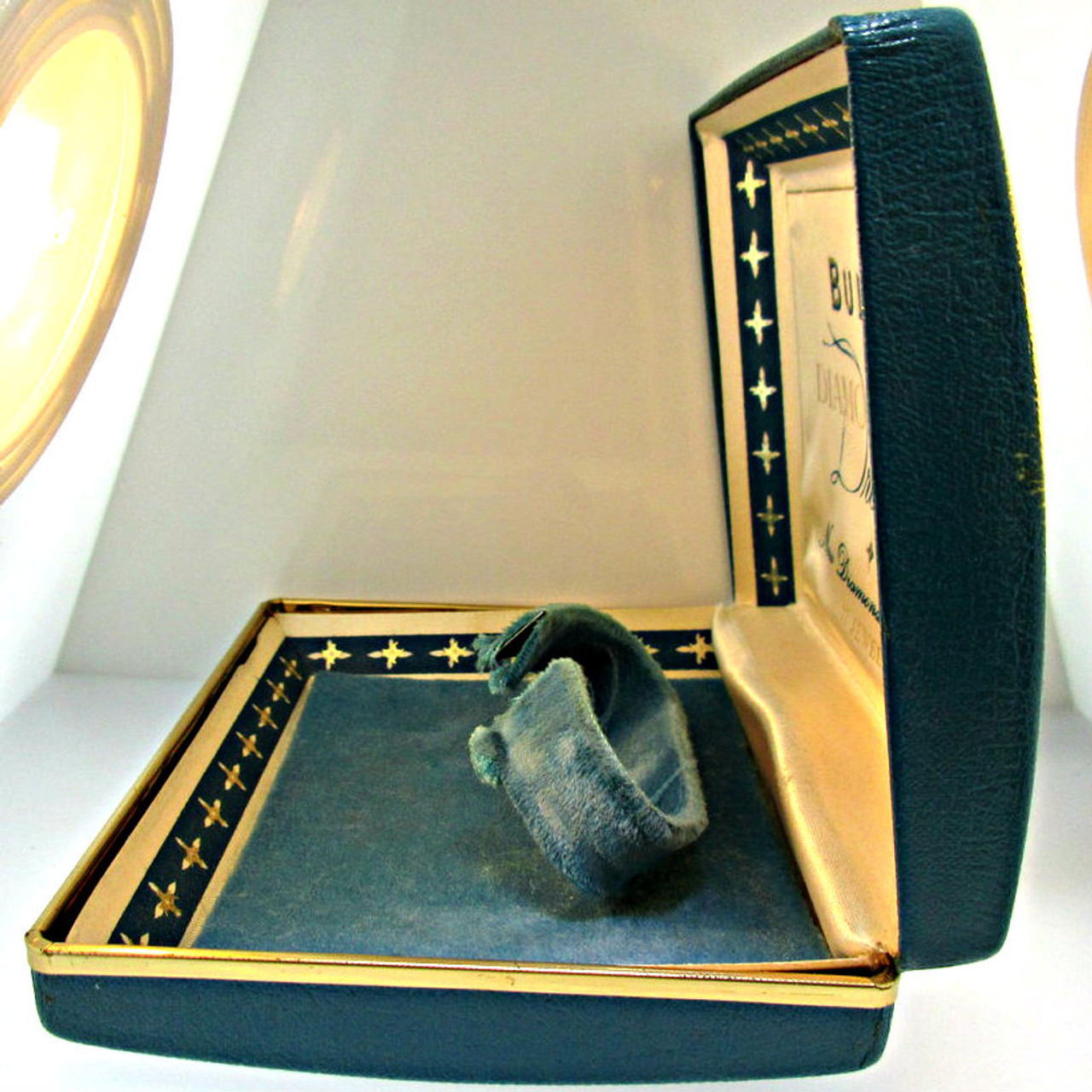Vintage Bulova Diamond Dream New Diamond Elegance Watch Box