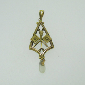 LOUIS VUITTON 10K Yellow Gold Diamond Yellow Sapphire Employee Pin 509127