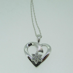 14k White Gold Heart with Diamond Flower Necklace 