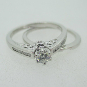 10k White Gold .15ct Round Brilliant Cut Diamond Ring with Wedding Band Size 7 1/4