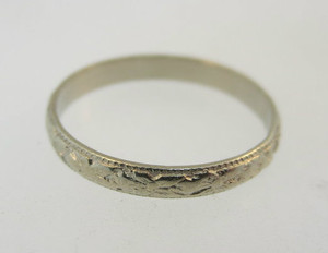 10k White Gold Baby’s Ring with Texture Design Surrounding Band