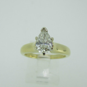 14k Yellow Gold Approx .75ct Pear Shape Diamond Solitaire Ring Size 7 1/4 
