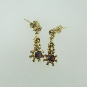14k Gold Garnet Star Burst Dangle Earrings