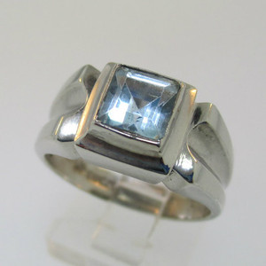 Sterling Silver Blue Topaz Square Bezel Set Ring Size 7.75*