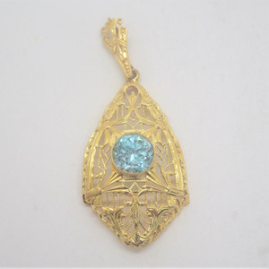 Vintage Art Deco 10k Yellow Gold Blue Zircon Filigree Pendant